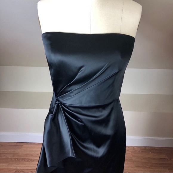 White House Black Market Strapless Ruched Dress - Picture 4 of 4